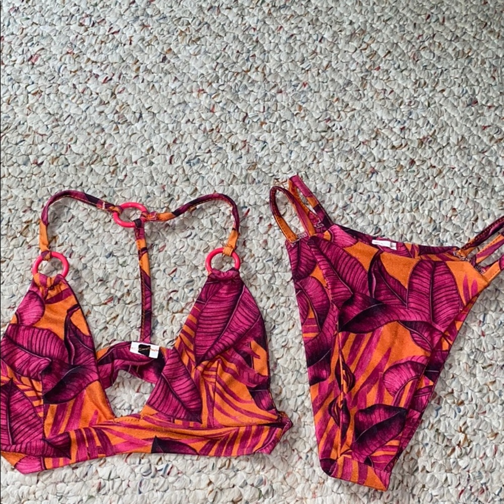 Pretty little thing: Bikini top and bottom